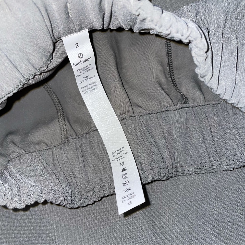 Lululemon on the fly skirt grey sage green nwt - Picture 6 of 7